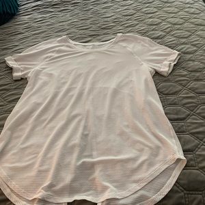 Women’s White Lululemon Shirt